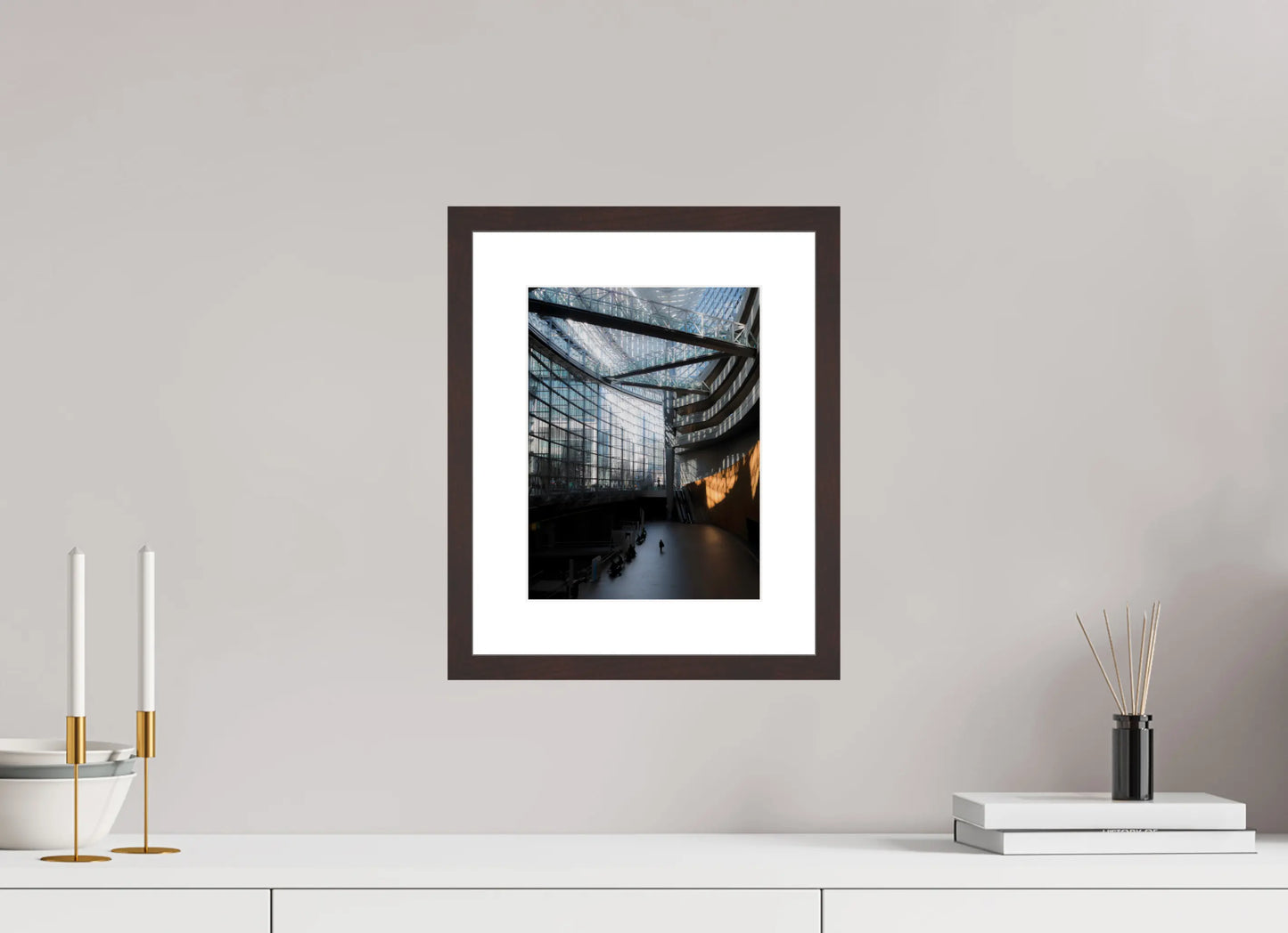 21 x 28 cm, Cadre Photo du Japon: Tokyo International Forum - Lumière et structure