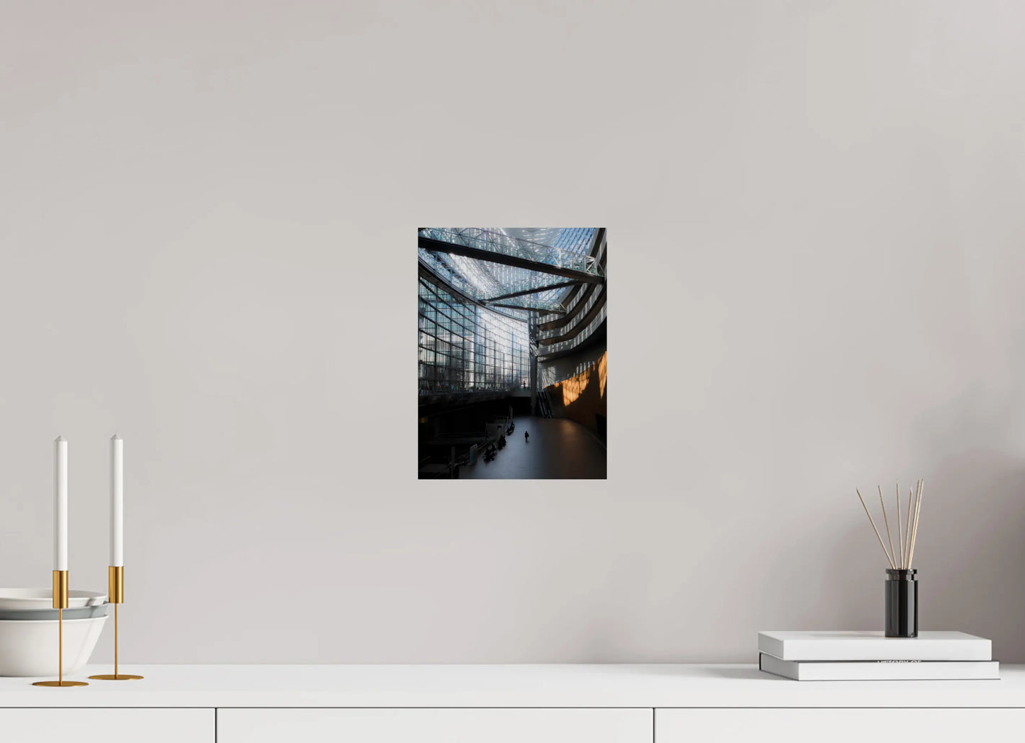 21 x 28 cm, Tirage Photo Photo du Japon: Tokyo International Forum - Lumière et structure