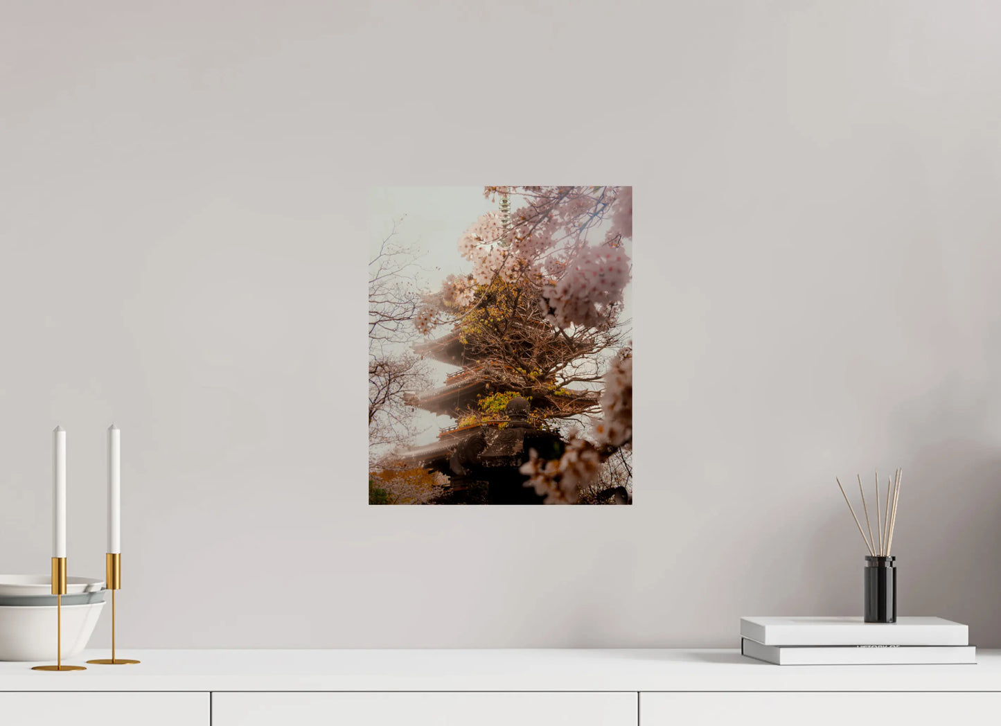 30 x 36,3 cm, Tirage Photo Photo du Japon: Pagode et sakura - Cerisiers en fleurs printemps